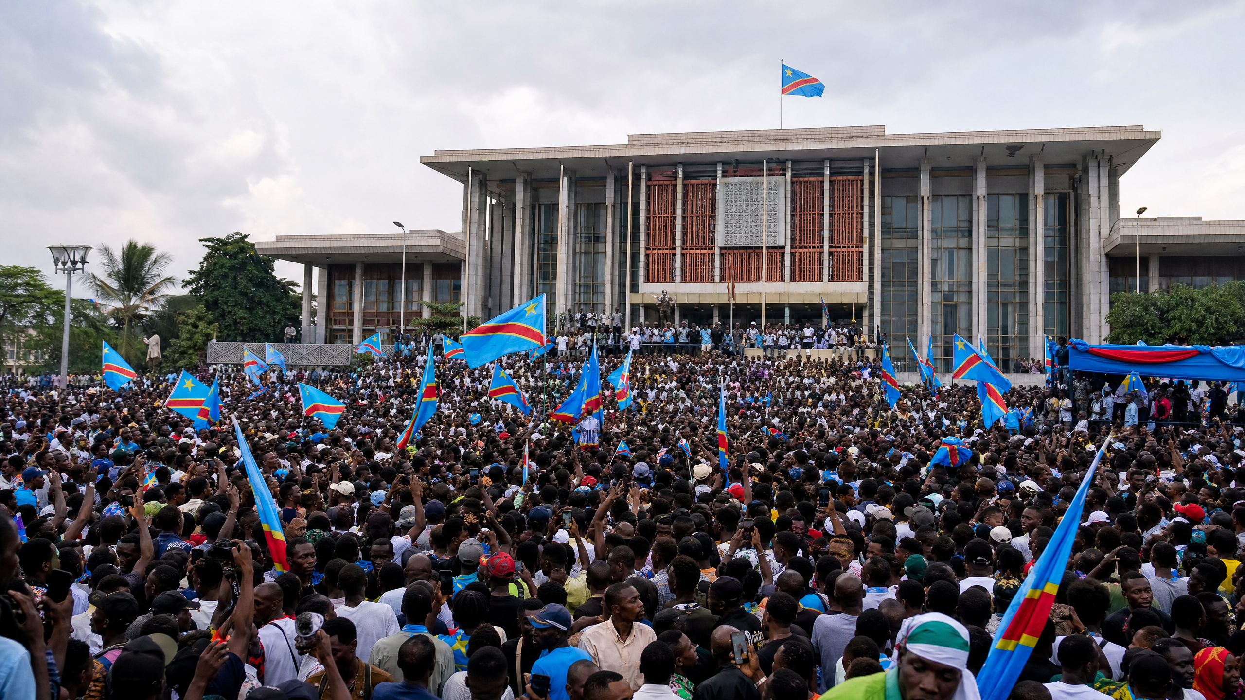 RDC : Tshisekedi évoque un troisième mandat, l'opposition monte au créneau